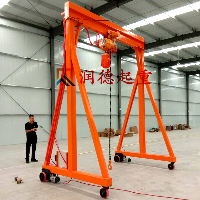 无轨万向龙门吊 小型电动龙门架 轮胎液压升降起重机48.jpg
